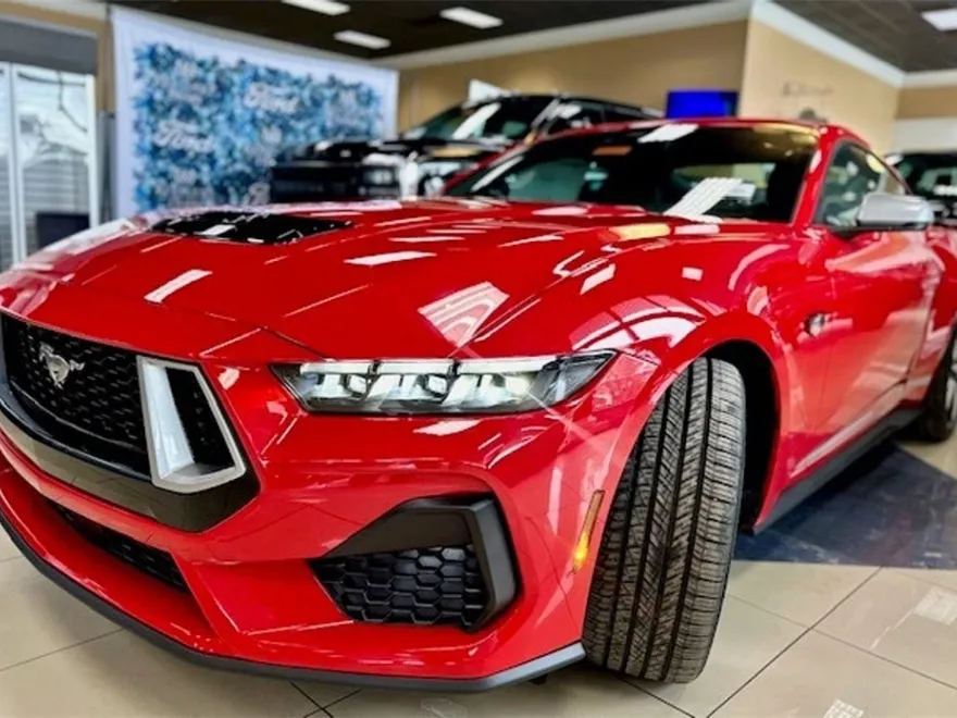 2025 Ford Mustang GT Premium photo 1