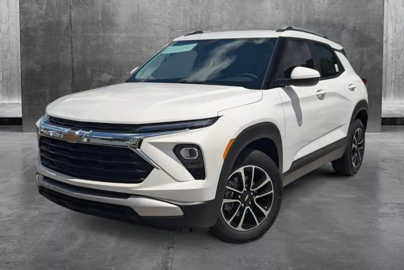 2026 Chevrolet Trailblazer LT photo 1