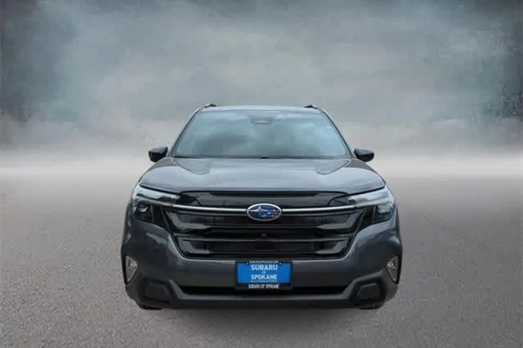 2025 Subaru Forester Touring photo 1