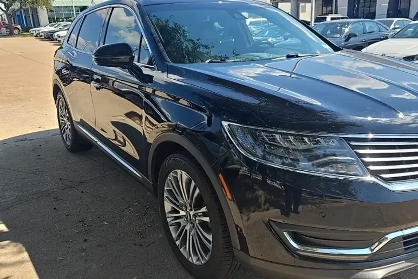 2016 Lincoln MKX Reserve photo 1