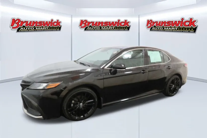 2023 Toyota Camry XSE photo 1