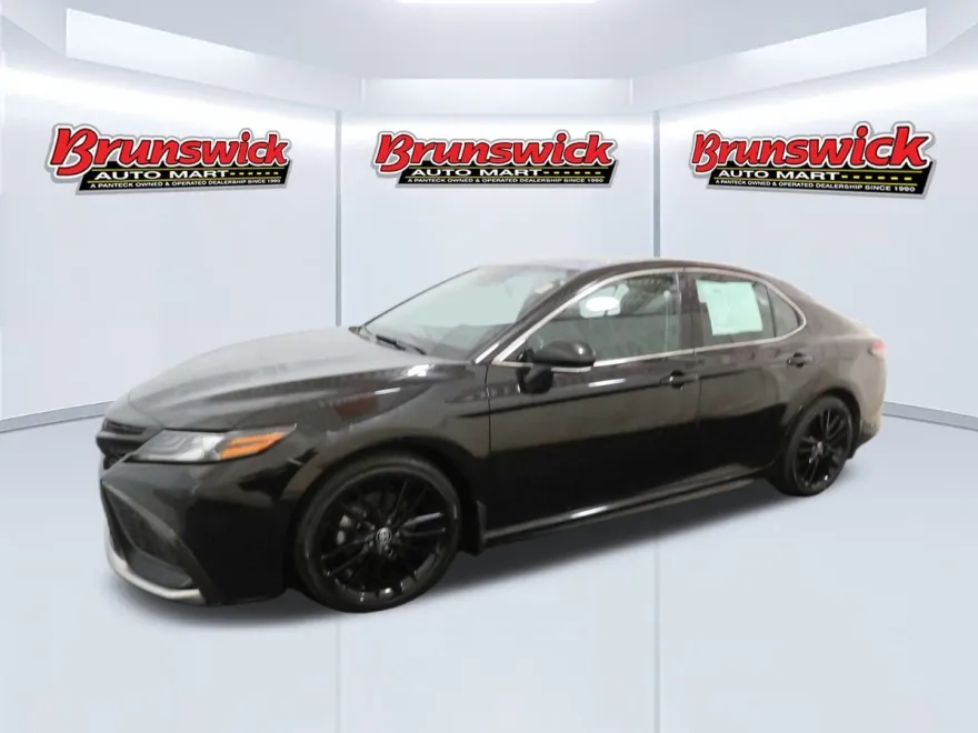 2023 Toyota Camry XSE photo 1