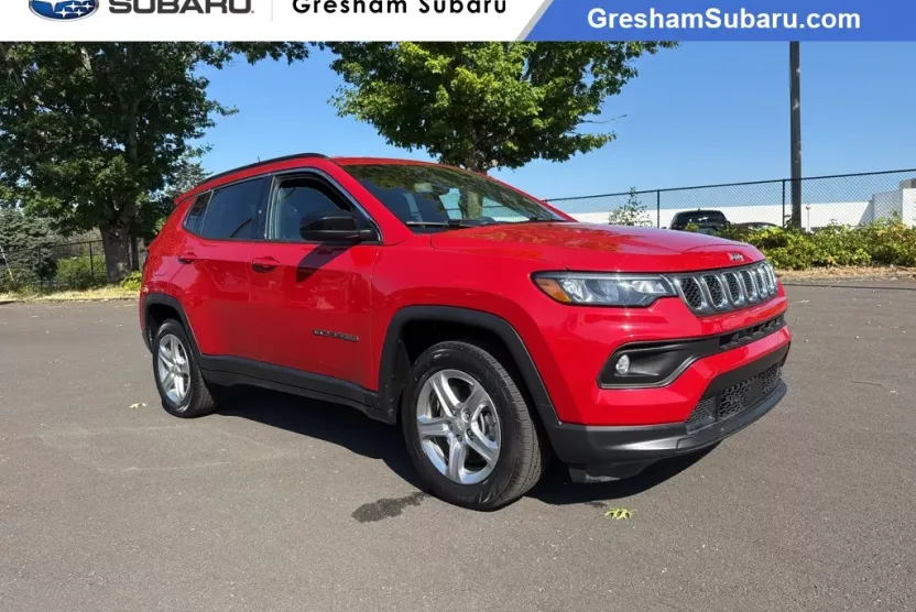 2024 Jeep Compass Latitude photo 1