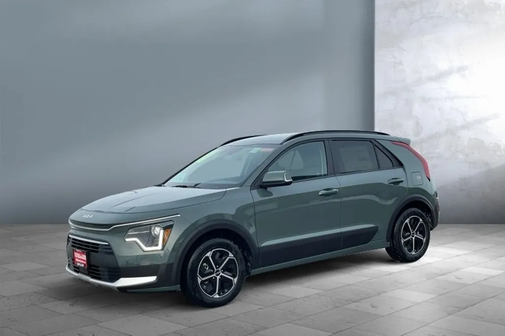2025 Kia Niro EX photo 1
