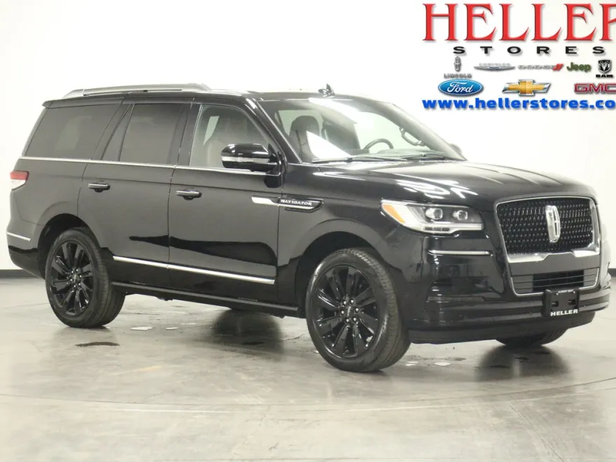 2024 Lincoln Navigator Reserve photo 1