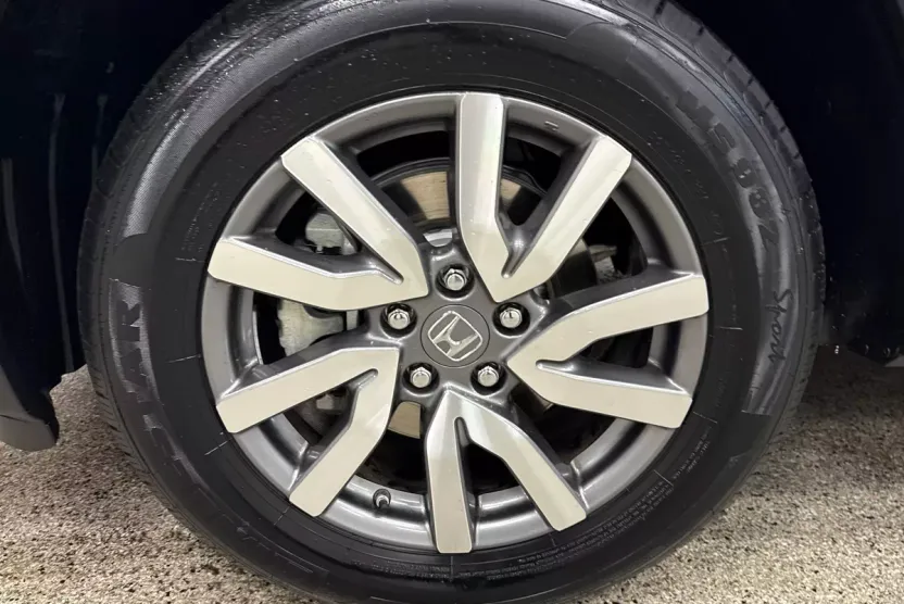 2021 Honda Pilot EX photo 1