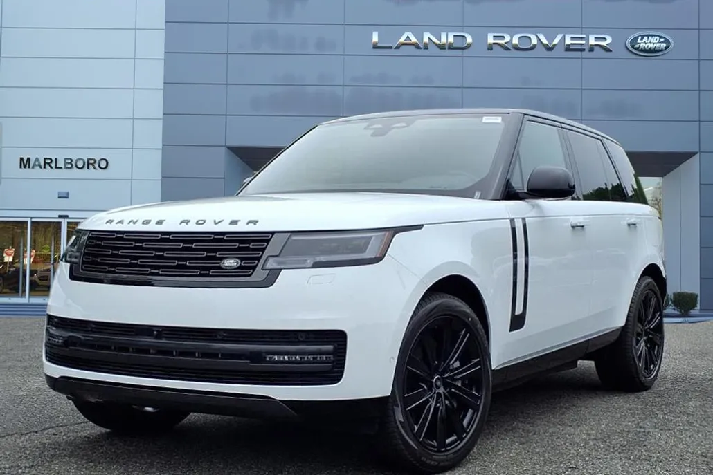 2025 Land Rover Range Rover SE photo 1