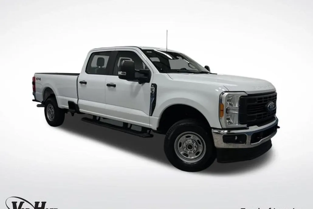 2023 Ford F-350 photo 1