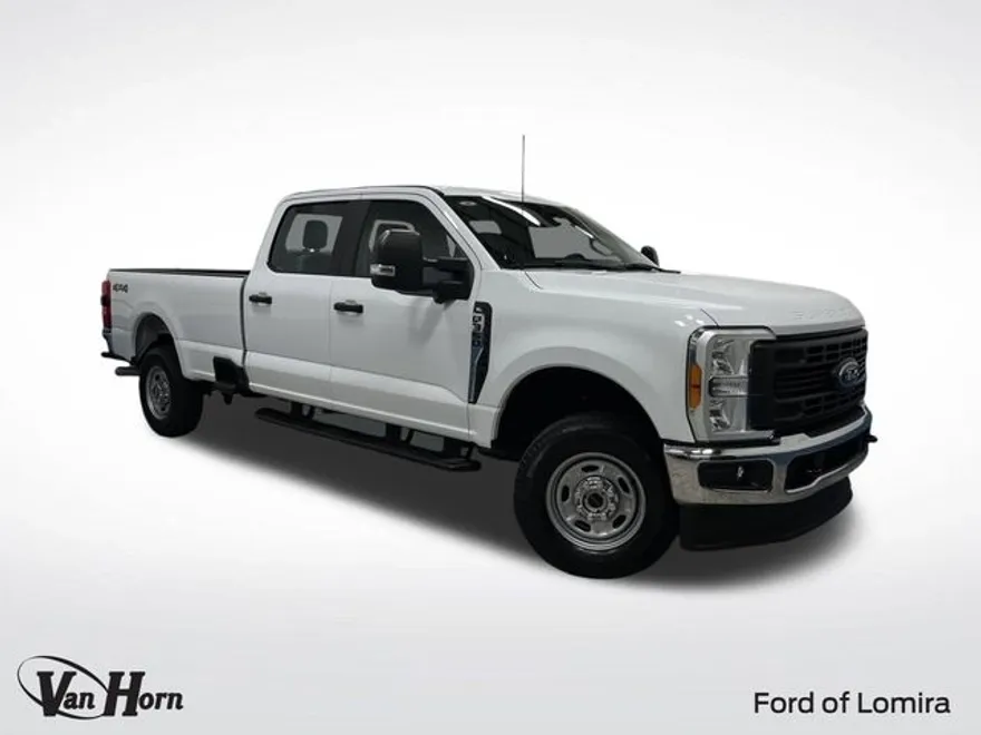 2023 Ford F-350 photo 1