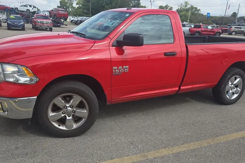 2019 Ram 1500 Classic Tradesman photo 1