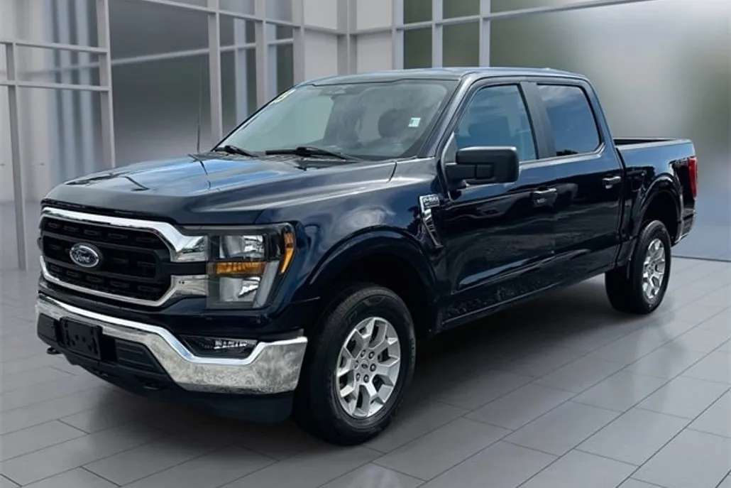 2023 Ford F-150 XLT photo 1