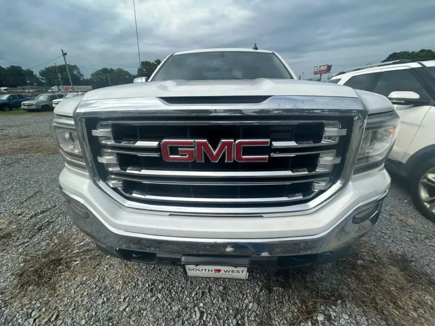 2018 Gmc Sierra 1500 SLT photo 1