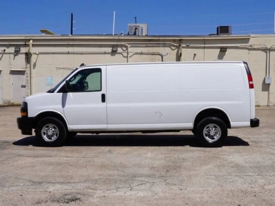 2021 Chevrolet Express 2500 Cargo photo 1