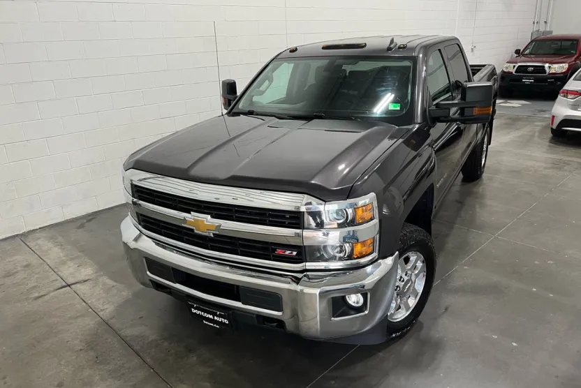 2015 Chevrolet Silverado 2500HD photo 1
