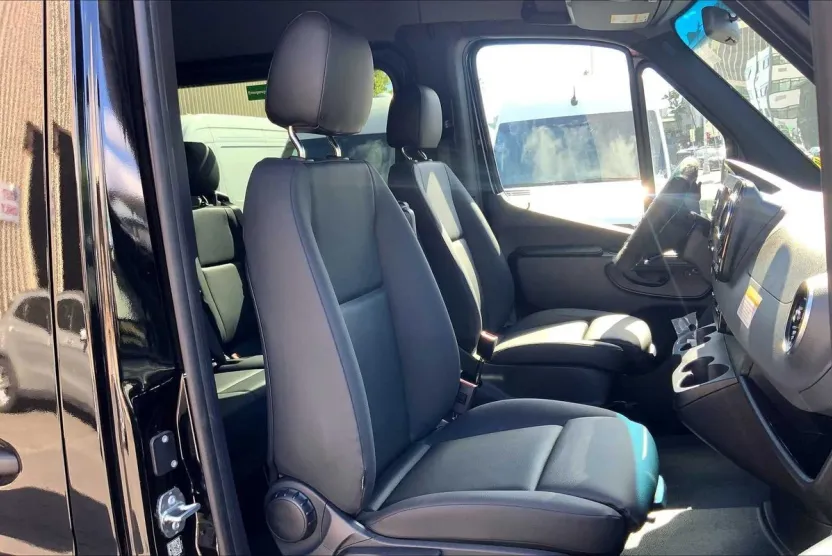 2025 Mercedes Benz Sprinter 2500 High Roof photo 1