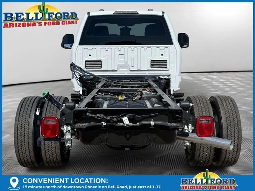 2025 Ford F-550 photo 1