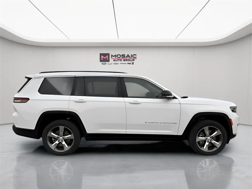2025 Jeep Grand Cherokee Limited photo 1