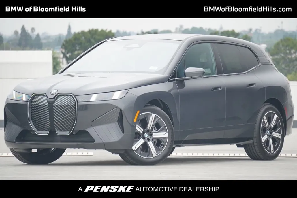 2026 Bmw iX photo 1