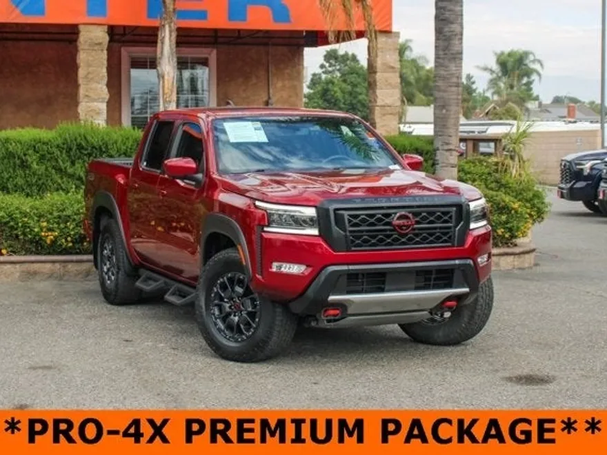 2023 Nissan Frontier PRO-4X photo 1