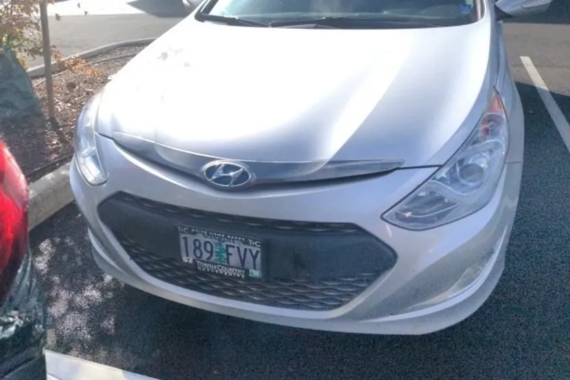 2012 Hyundai Sonata Hybrid Base photo 1