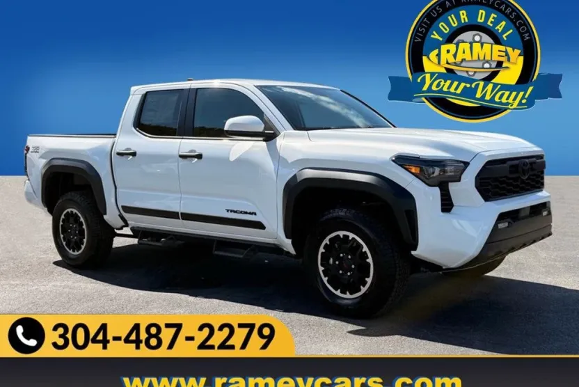 2025 Toyota Tacoma TRD Off-Road photo 1
