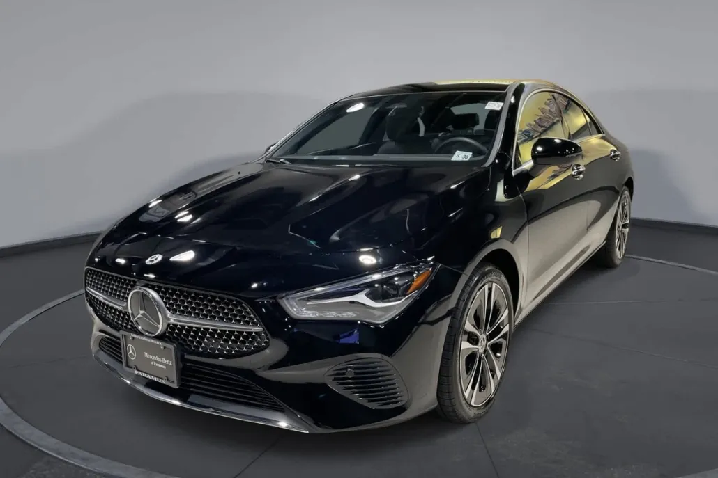 2025 Mercedes Benz CLA 250 4MATIC photo 1