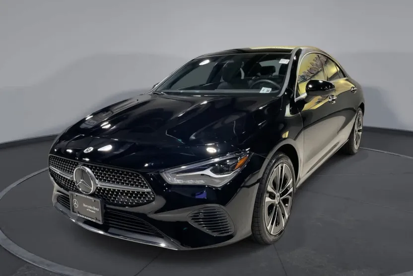 2025 Mercedes Benz CLA 250 4MATIC photo 1