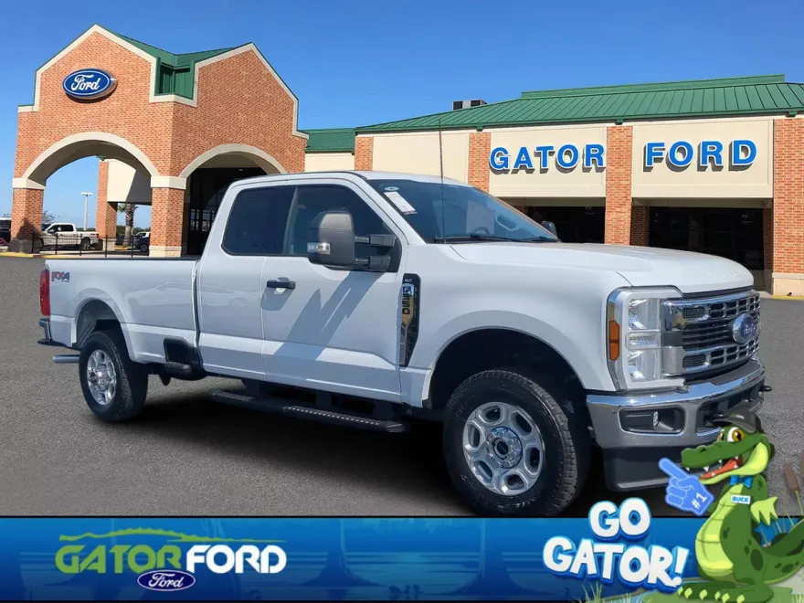 2025 Ford F-350 XLT photo 1