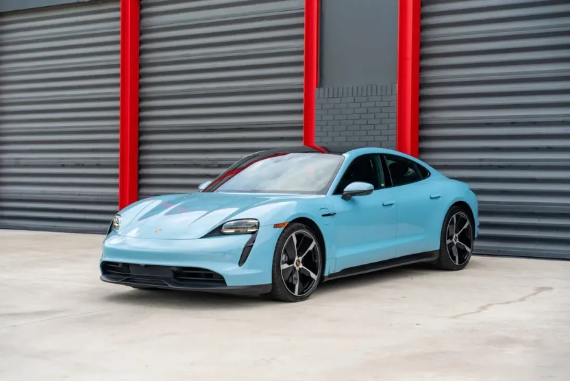 2022 Porsche Taycan Base photo 1
