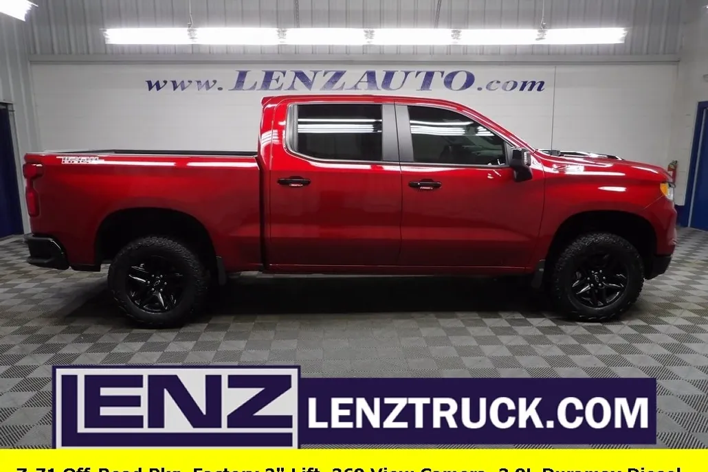 2024 Chevrolet Silverado 1500 LT Trail Boss photo 1