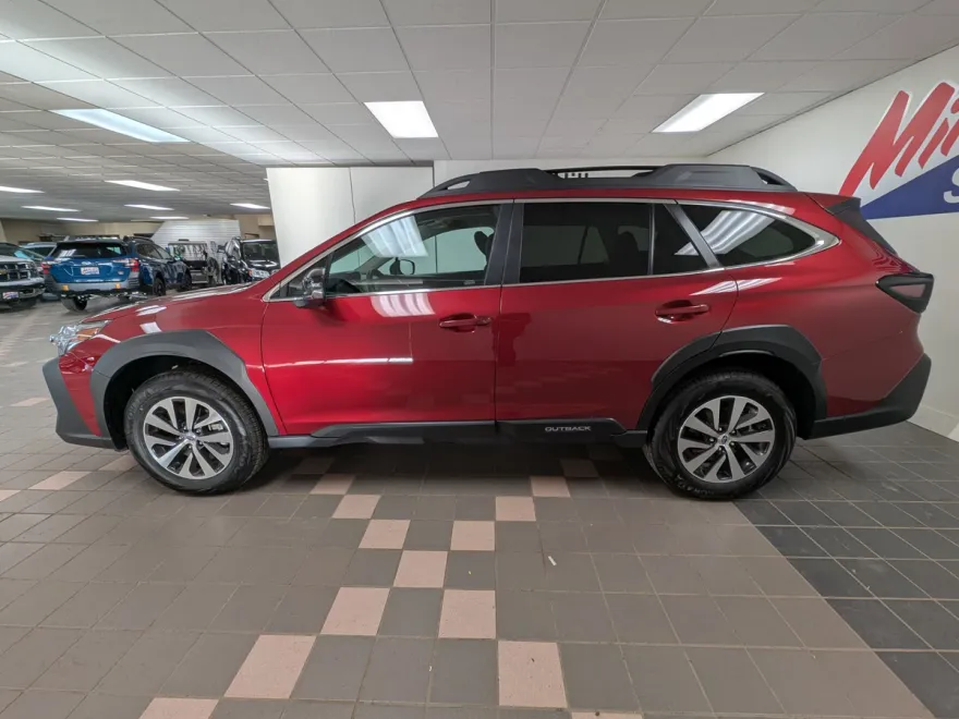 2025 Subaru Outback Premium photo 1