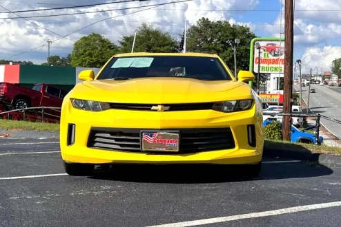 2017 Chevrolet Camaro 1LT Coupe photo 2