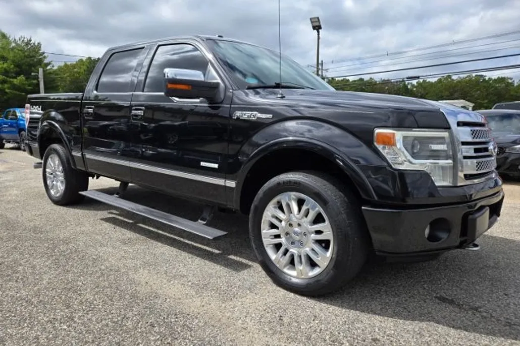 2013 Ford F-150 XL photo 1