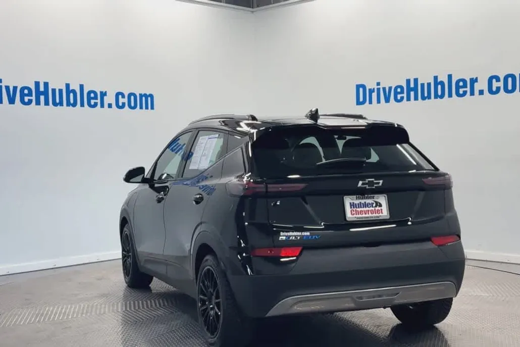 2023 Chevrolet Bolt EUV photo 1
