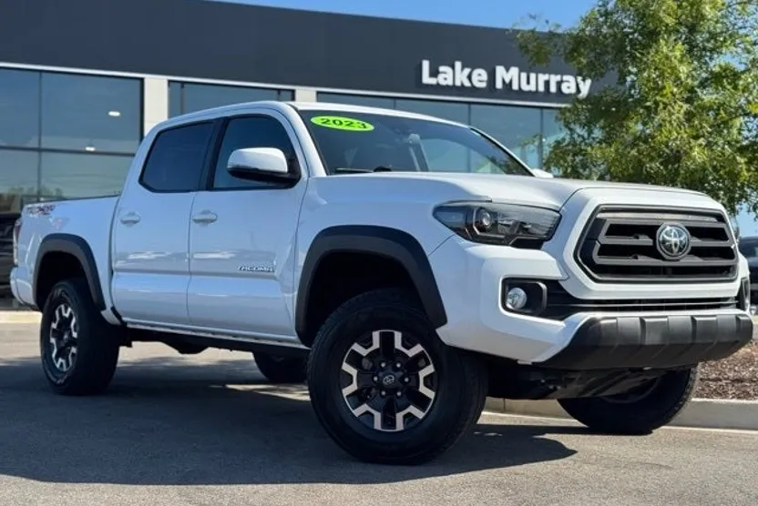 2023 Toyota Tacoma TRD Pro V6 photo 1