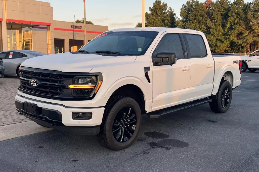 2024 Ford F-150 XLT photo 1