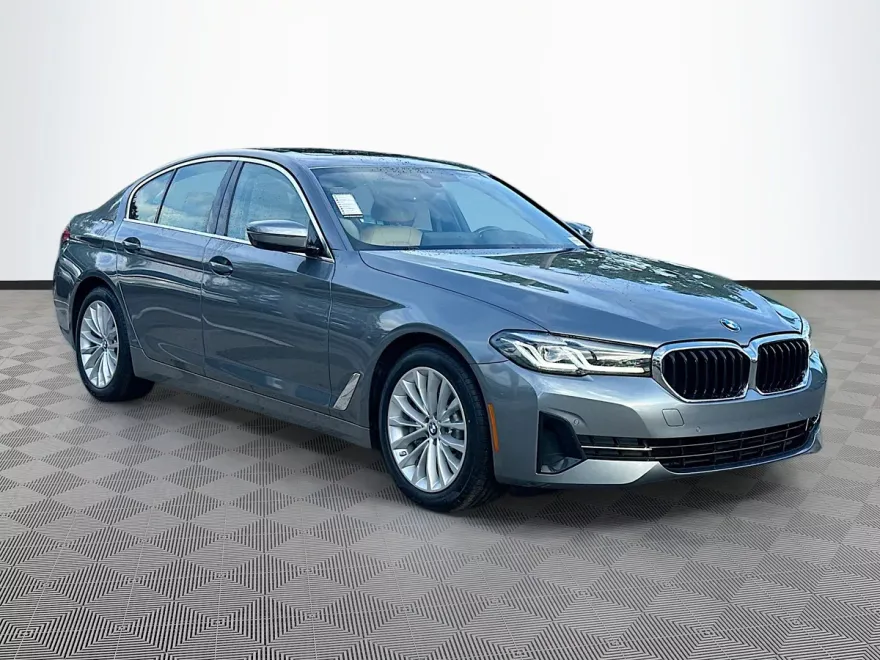 2022 Bmw 530i photo 1
