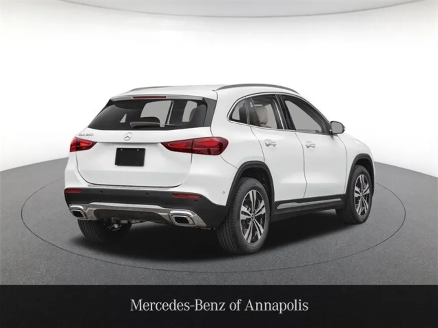 2026 Mercedes Benz GLA 250 4MATIC photo 1