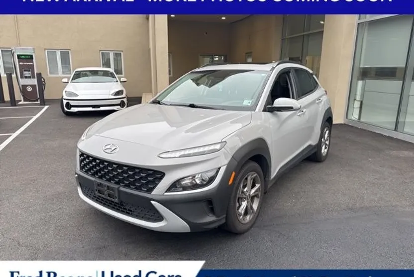 2023 Hyundai Kona SEL photo 1