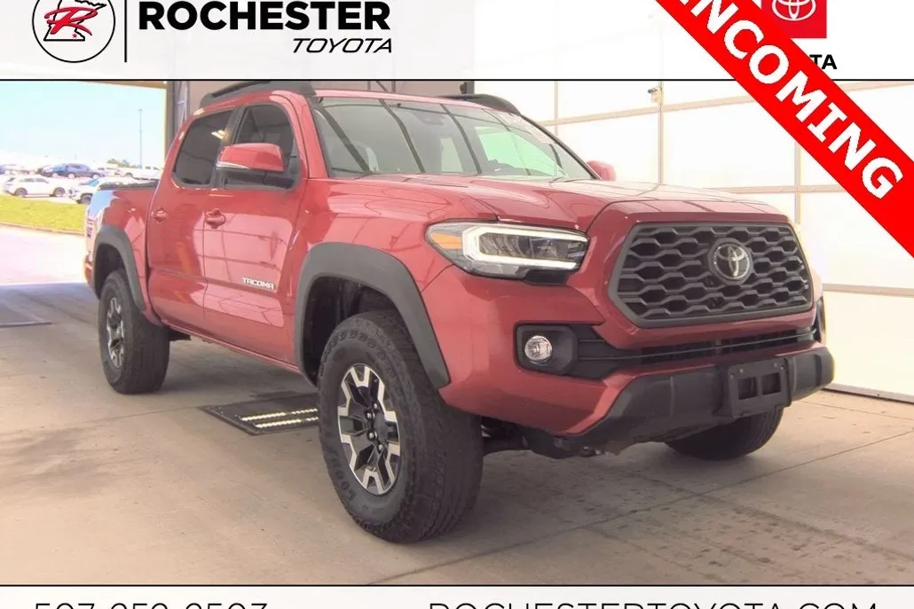 2022 Toyota Tacoma TRD Off-Road V6 photo 1