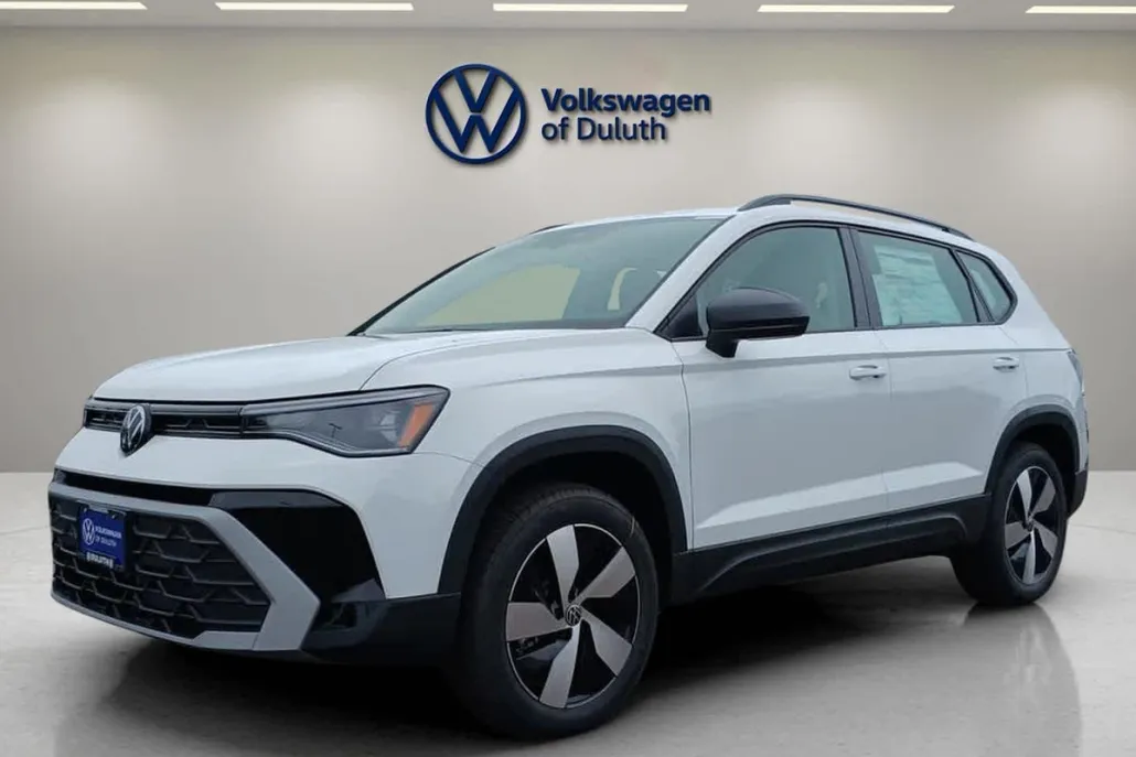 2025 Volkswagen Taos S photo 1