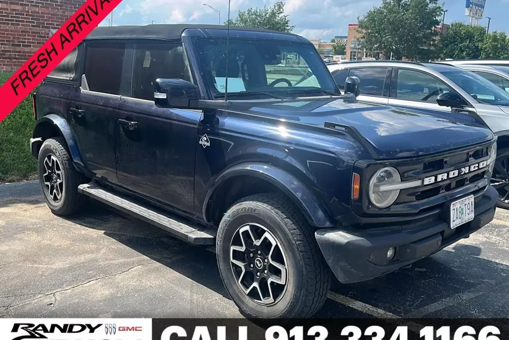 2021 Ford Bronco Base photo 1