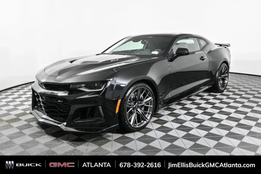 2023 Chevrolet Camaro ZL1 photo 1