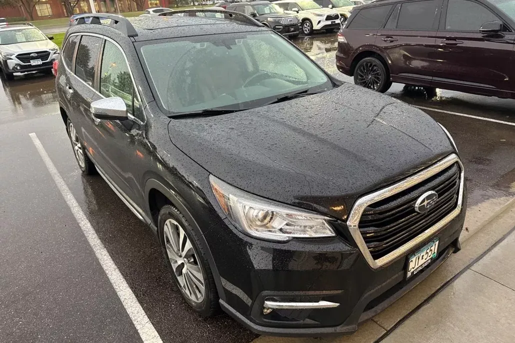 2019 Subaru Ascent Touring photo 1