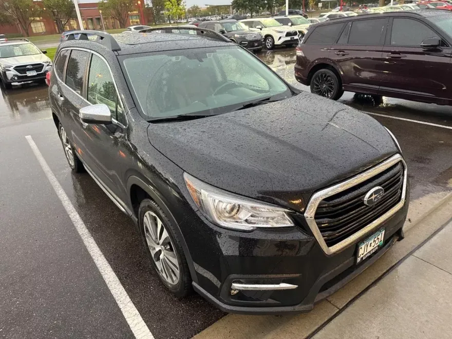 2019 Subaru Ascent Touring photo 1