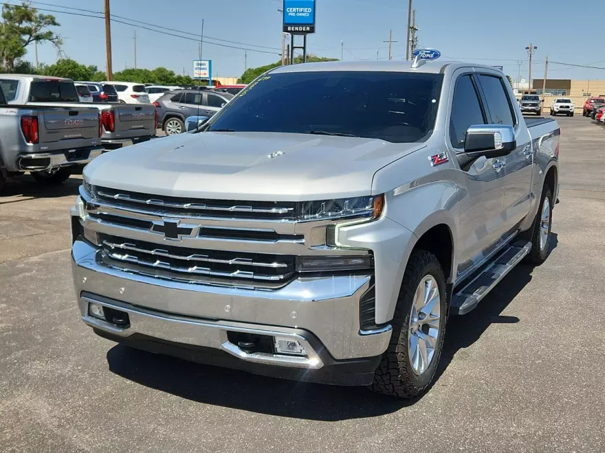 2022 Chevrolet Silverado 1500 LTZ photo 1