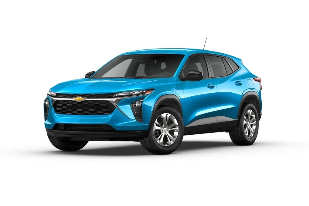 2025 Chevrolet Trax LS photo 1