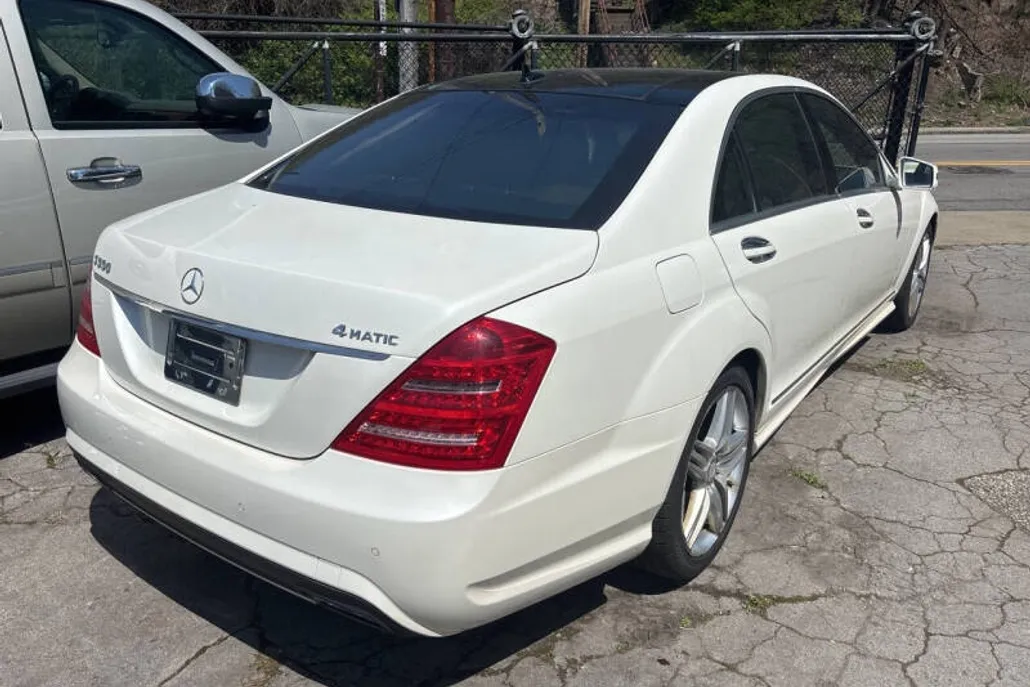 2013 Mercedes Benz S 550 4MATIC photo 1