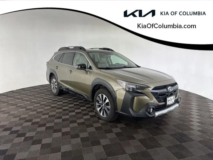 2023 Subaru Outback Limited photo 1
