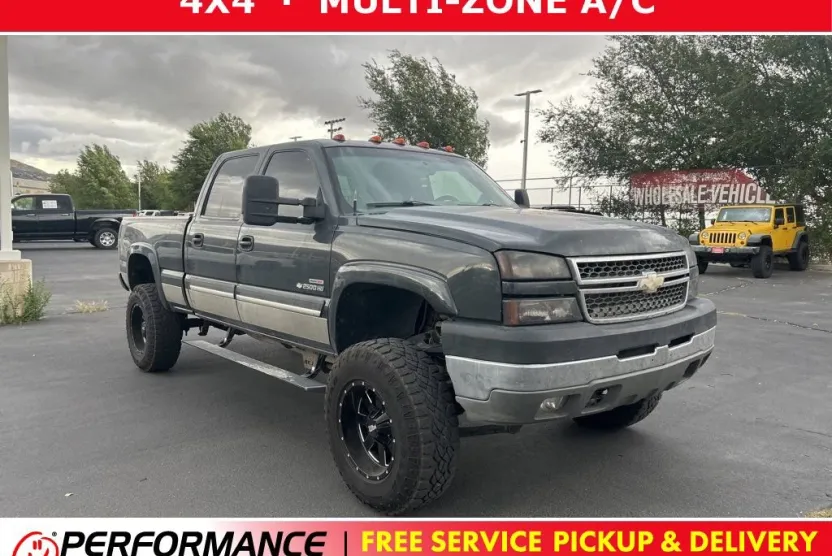2005 Chevrolet Silverado 2500HD Base photo 1